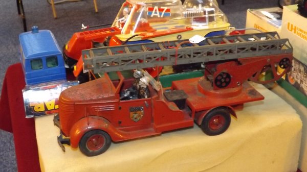 Camion de pompiers de la ville de Paris