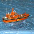 Bateau pilote en navigation