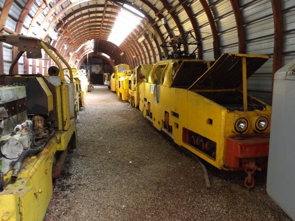 Belle collection de locotracteurs de mine