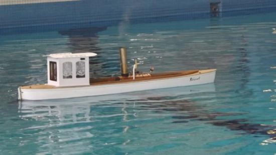 Chaloupe Rohinet attenant le départ