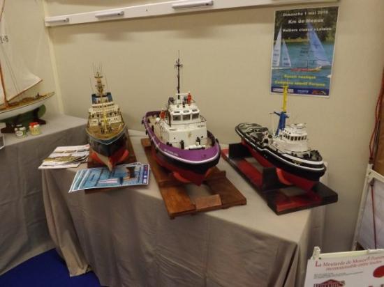 Brochette de remorqueurs