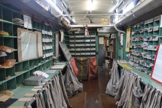 Les voitures postales 11