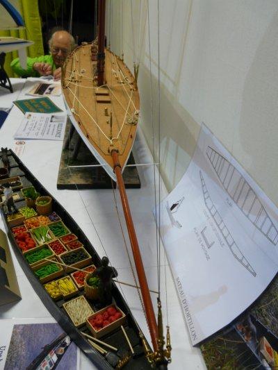 Barque à Cornet d'Amiens détails de fruits et légumes