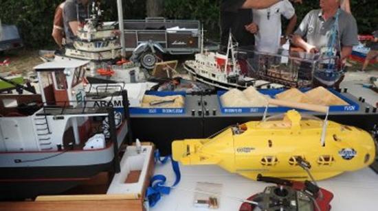 Sous marin d'exploration le 