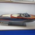 Superbe Riva de la Socité Kiade