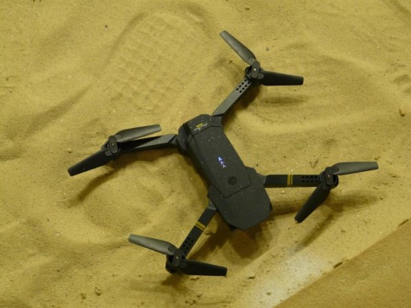 Un DroneX Pro