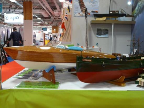 Un Riva le Monaco et le Haleur