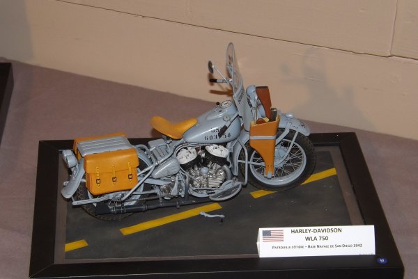 Une Harley Davidson WLA 750